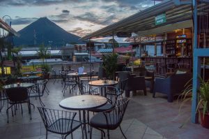 arenal volcano restaurant 