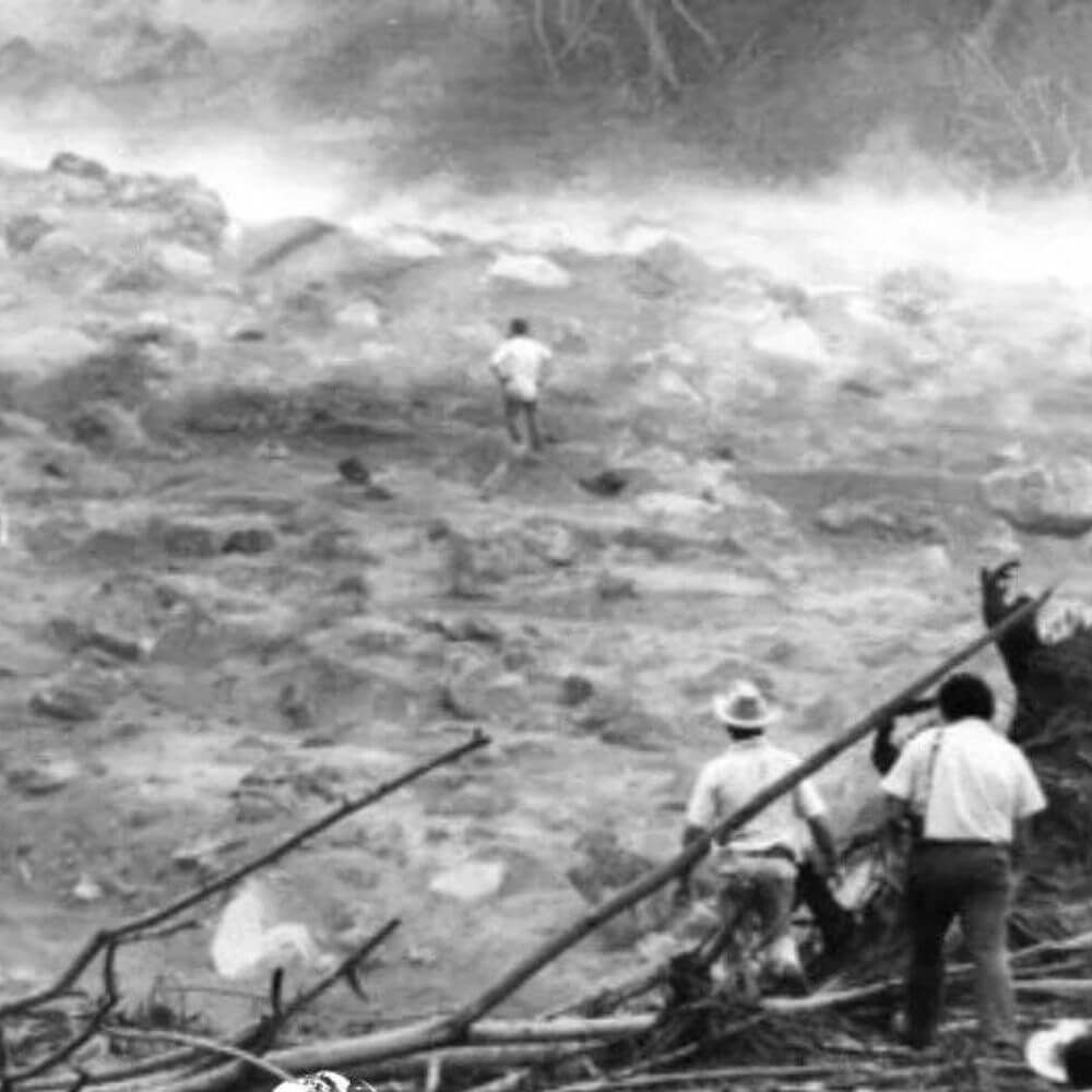 The Arenal Volcano: Before and After the 1968 Eruption and the Evolution of Tourism