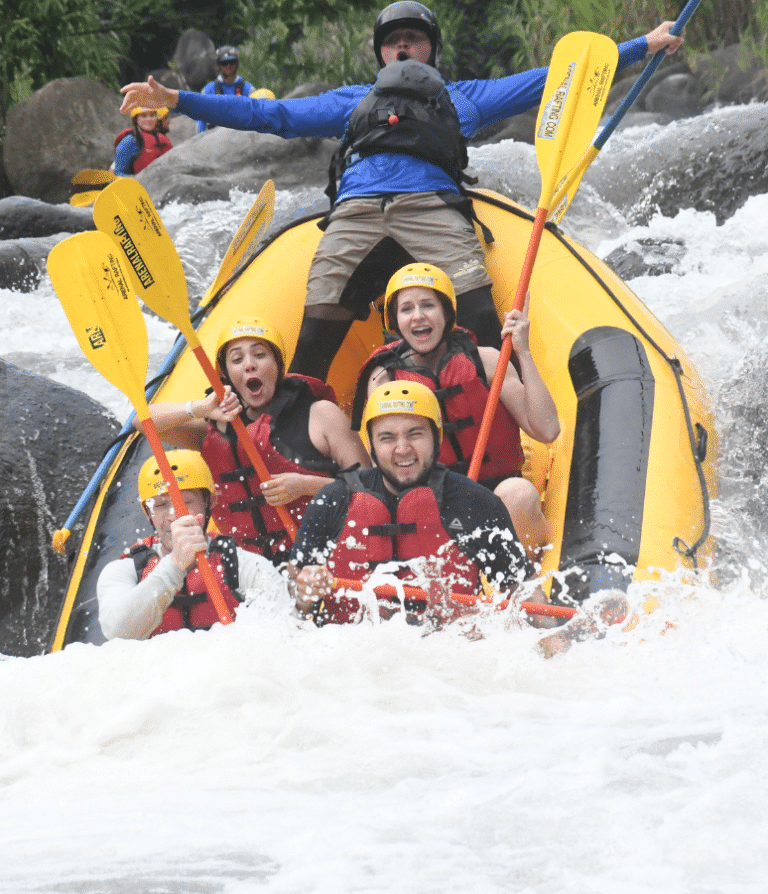 arenal rafting rio sarapiqui clase 3 y 4