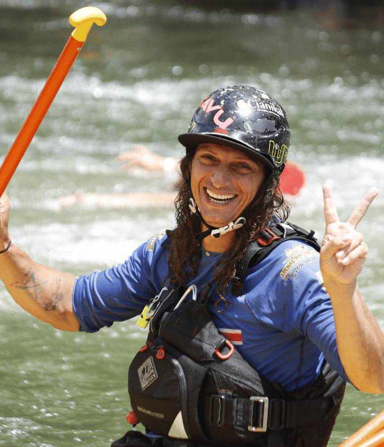 profesional river guides