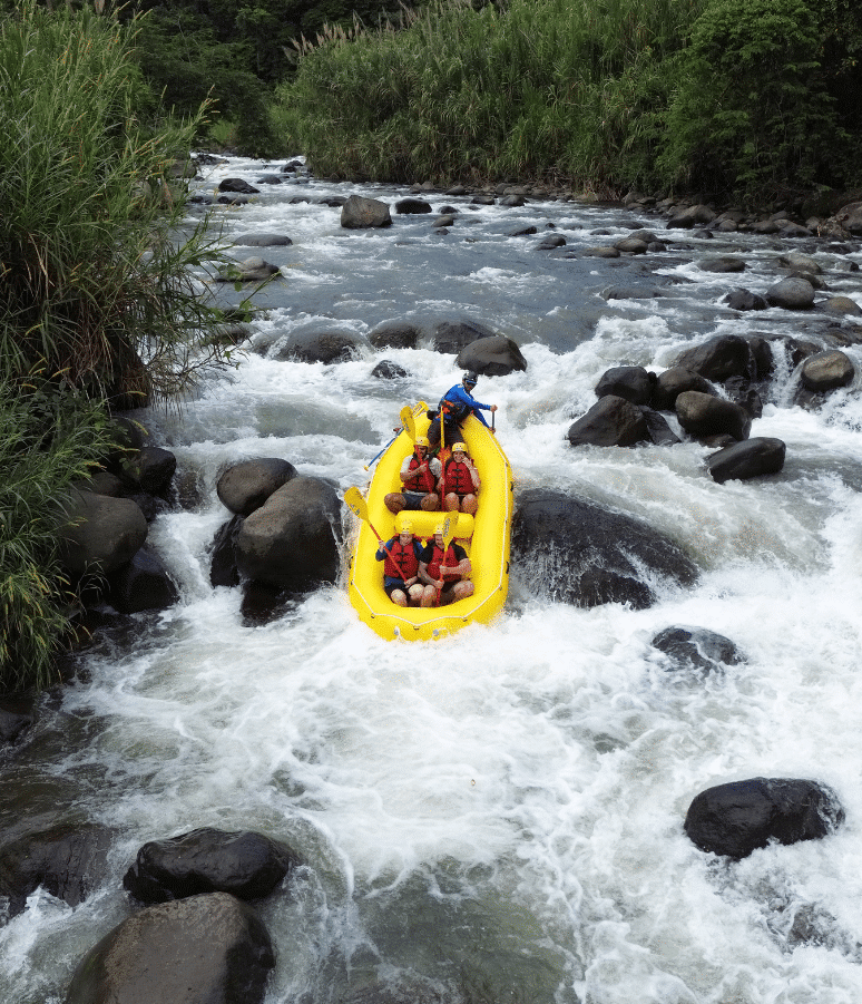 sarapiqui river rafting class III and IV