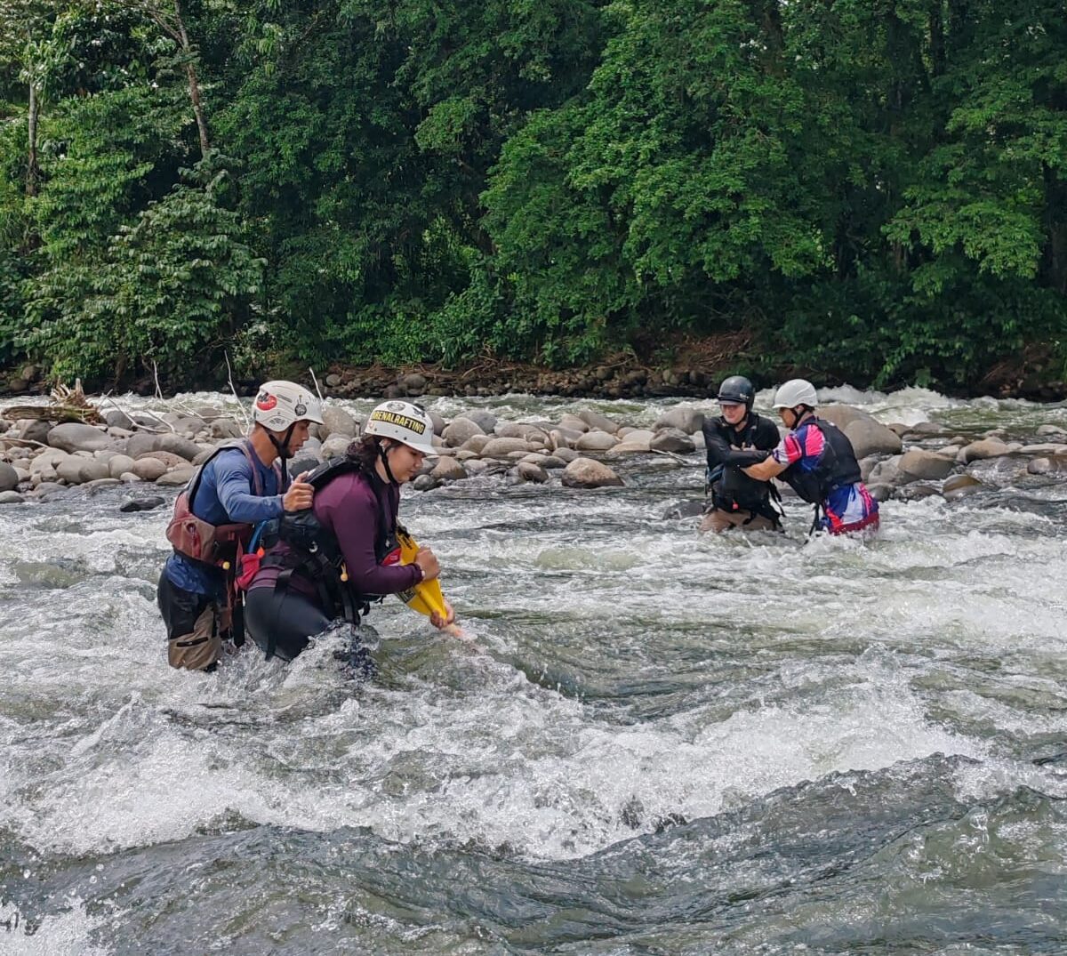 Guides de rafting au Costa Rica